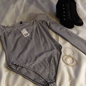 Long sleeve body suit